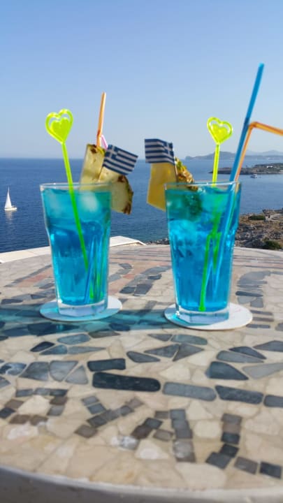 Cocktail Blue Lagune   Hotel Kalithea Horizon Royal