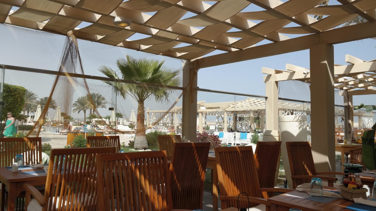 Mittags und Fisch Premier Le Reve Hotel & Spa