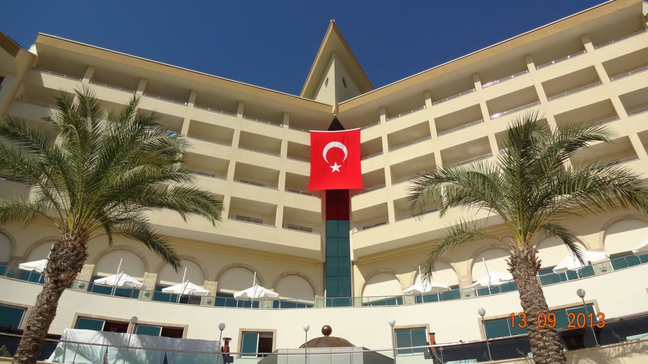 Türkische Flagge für die türk. Nacht Saphir Resort & Spa