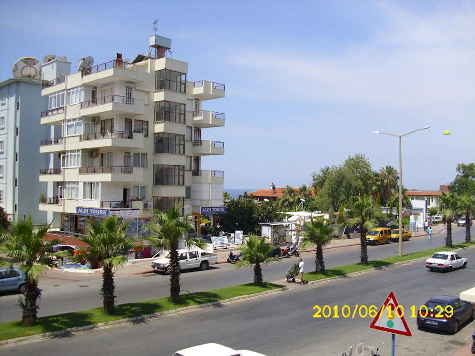 Blick von der Außenterrasse Tac Premier Hotel & Spa
