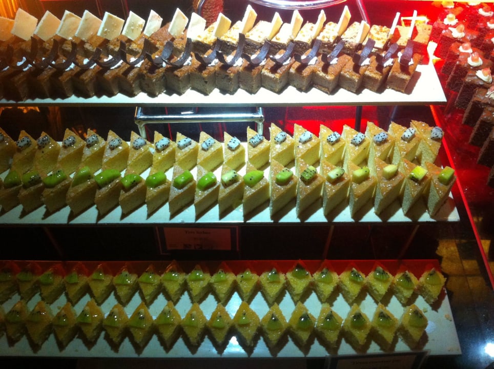 Dessertbuffet Vilamendhoo Island Resort & Spa