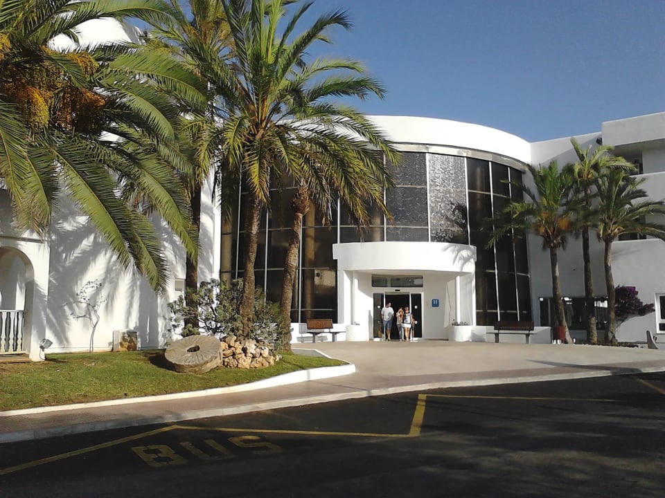 Eingang Calimera Fido Gardens