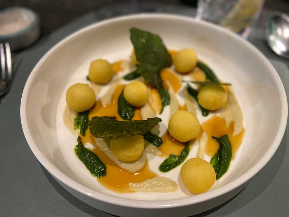 Gastro Luna Minoica Suites and Apartments