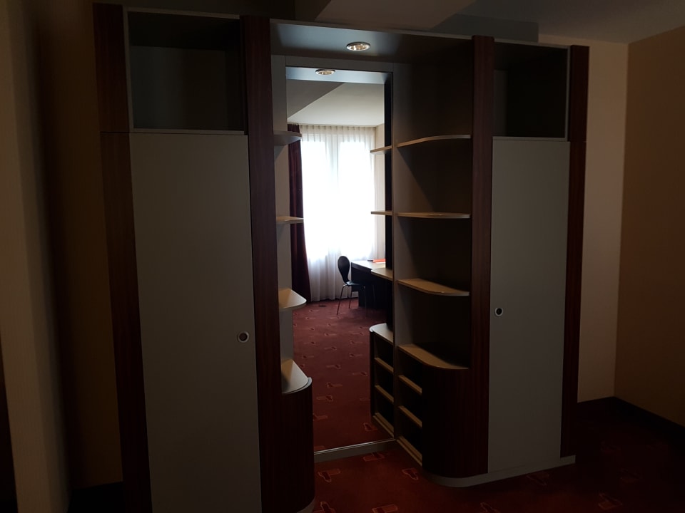 Zimmer Premier Inn Köln City Mediapark