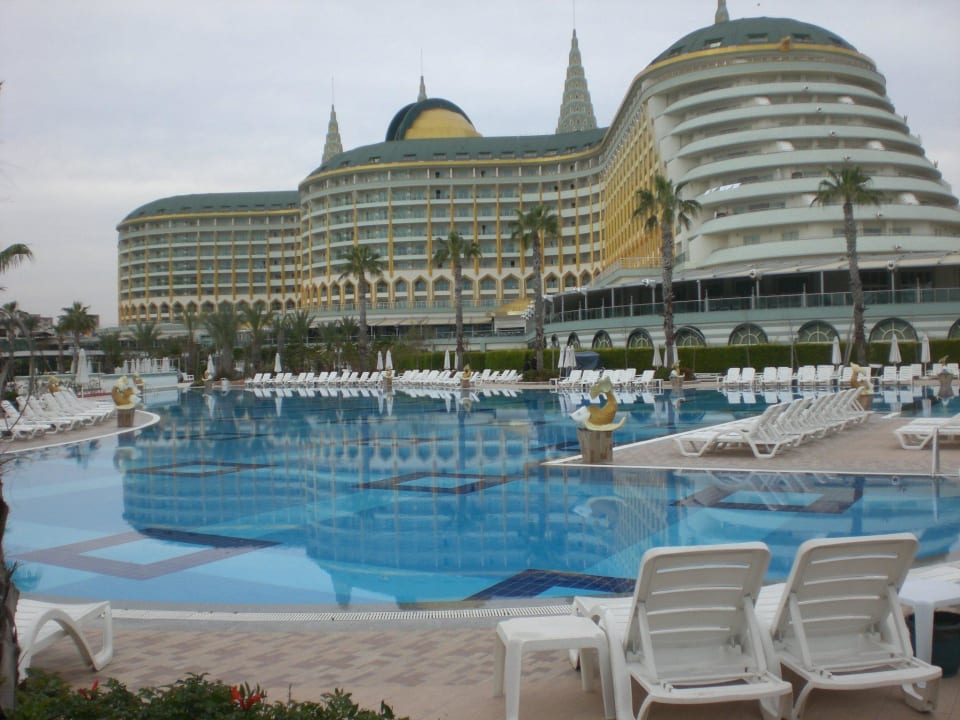 Pool und Hotel Hotel Delphin Imperial