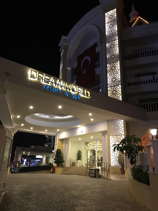 Lobby Dream World Resort & Spa