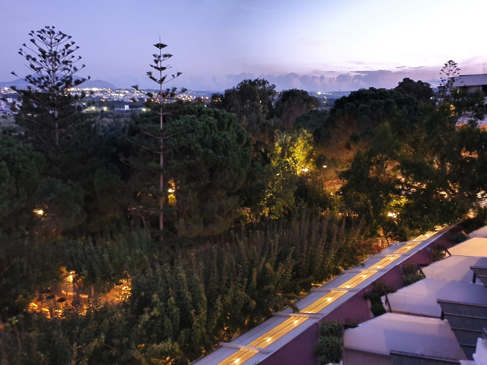 Ausblick Apollonia Beach Resort & Spa