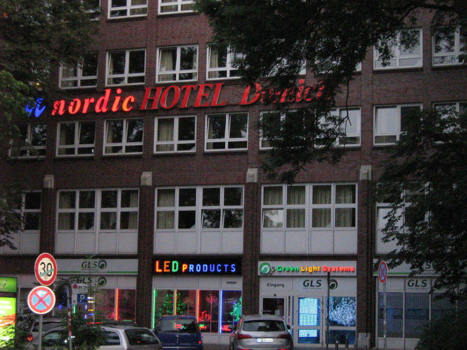 Strassenansicht Hotel Domicil Hamburg by Golden Tulip