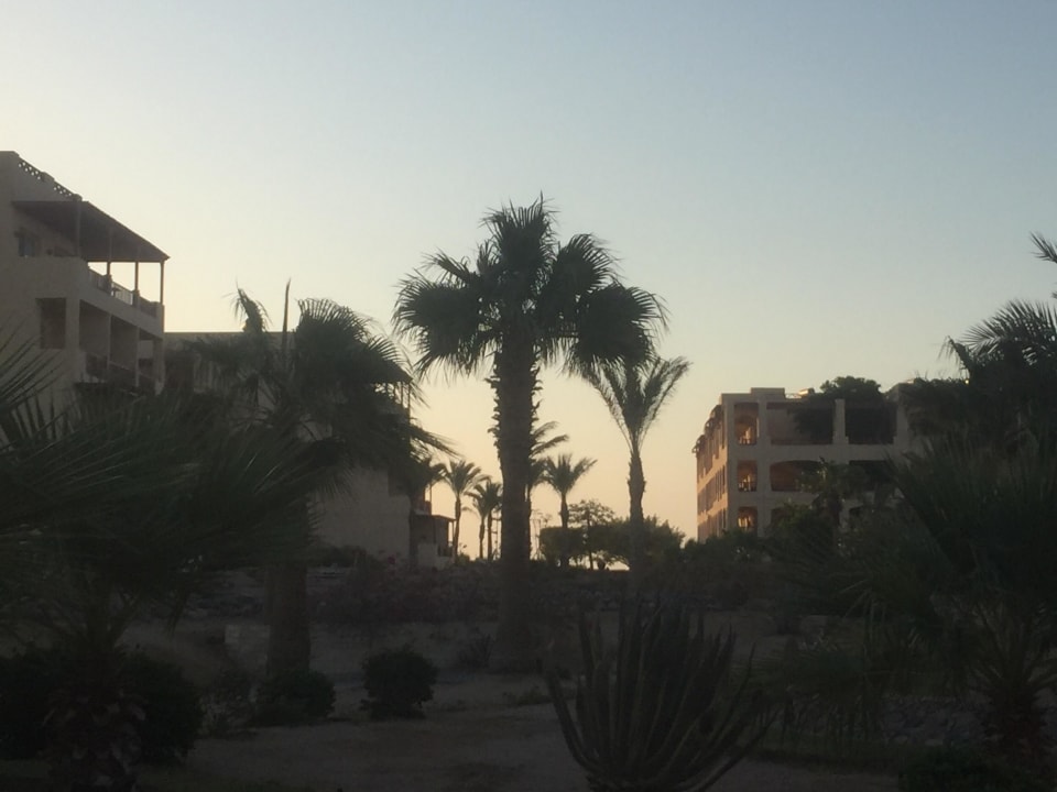 Sonnenaufgang ROBINSON SOMA BAY