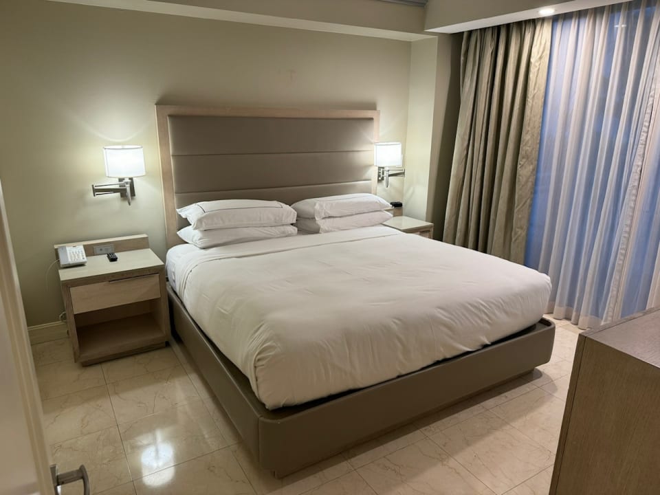 Zimmer Hilton Bentley Miami South Beach