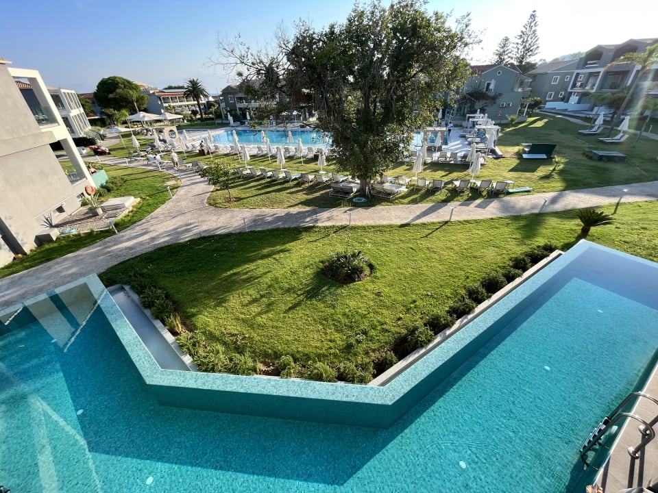 Außenansicht Vissalo by Acharavi Beach