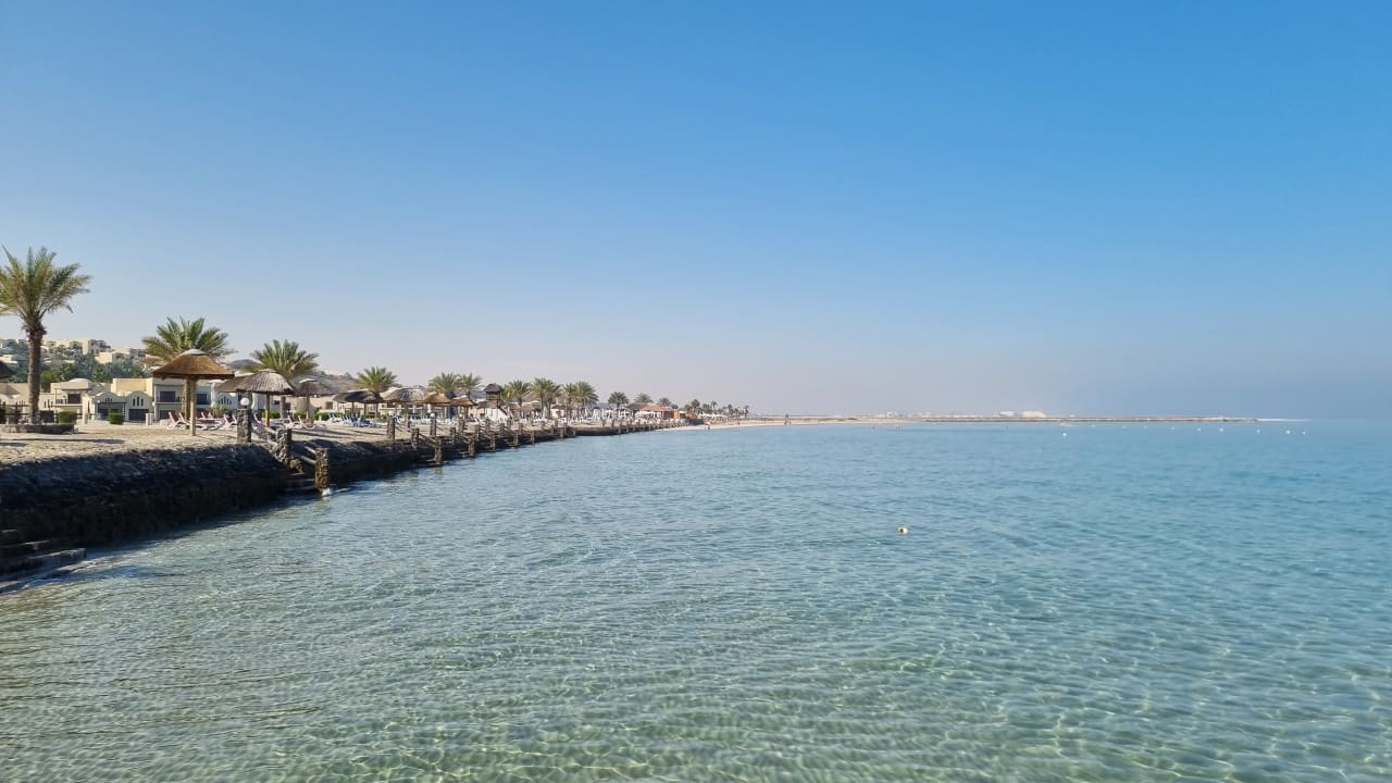 Strand The Cove Rotana Resort