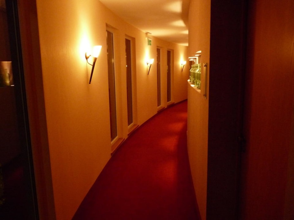 Flur Hotel Weinhof Burggarten