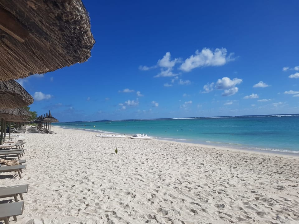 Strand Crystals Beach Resort Belle Mare, a member of Radisson Individuals