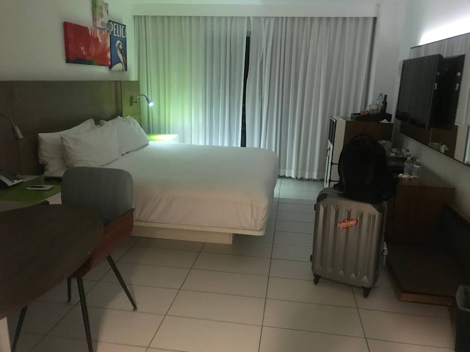 Zimmer Royal Palm South Beach Miami, a Tribute Portfolio Resort