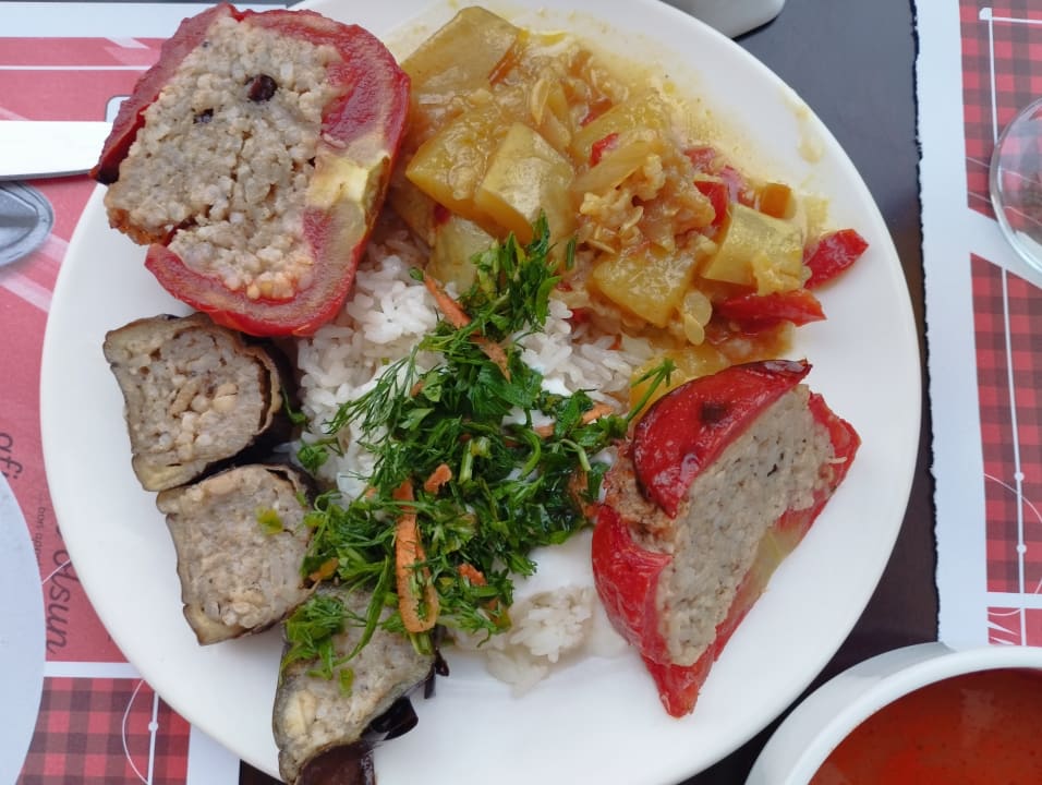 Gastro Oji Beach Hotel