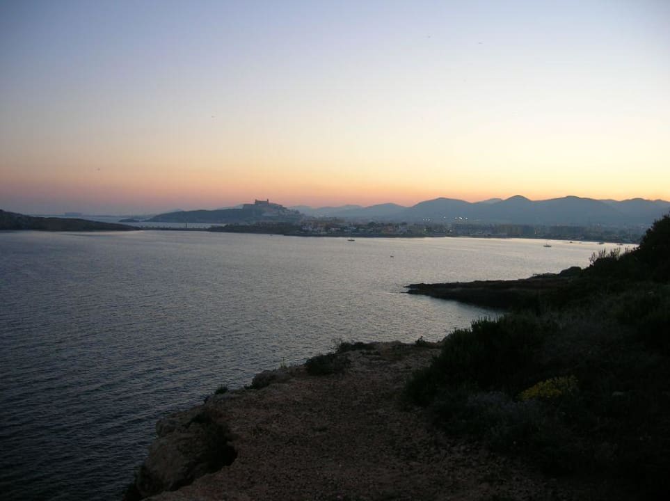 Bucht von Talamanca/Altstadt von Ibiza Destino Pacha Ibiza Resort - Adults only