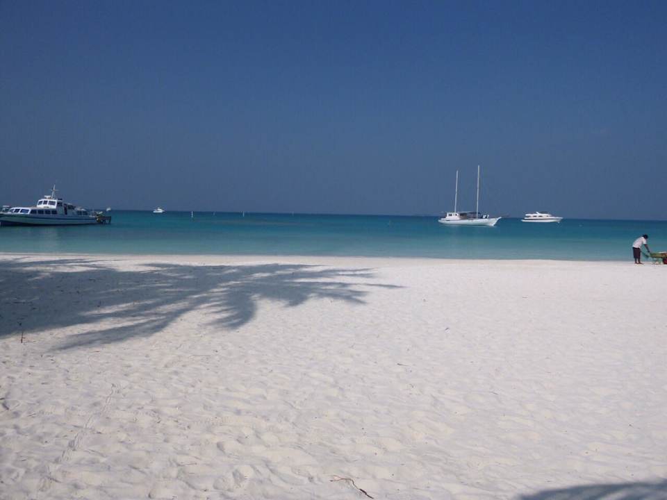 Strand Meeru Maldives Resort Island