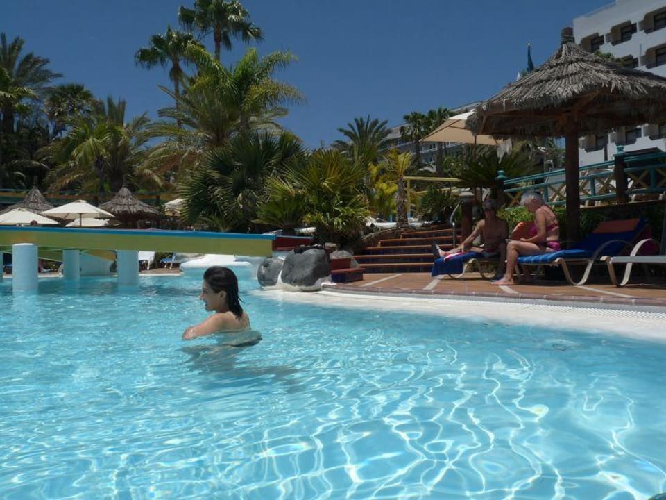Poolanlage Corallium Beach by Lopesan Hotels - Adults only