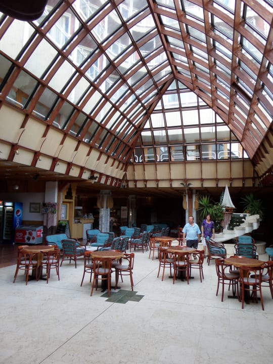 Lobby Hotel Helikon