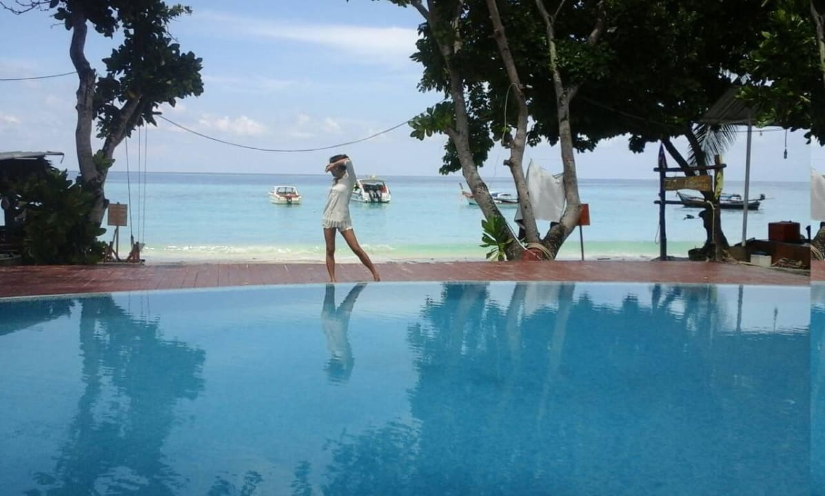 สระว่ายน้ำ 2 Z-Touch Lipe Island Resort