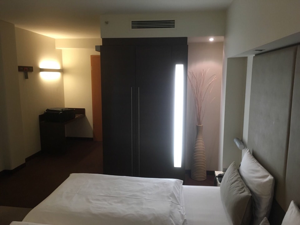 Zimmer Estrel Hotel Berlin