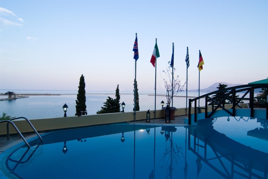 Valledi pool Hotel Valledi Village