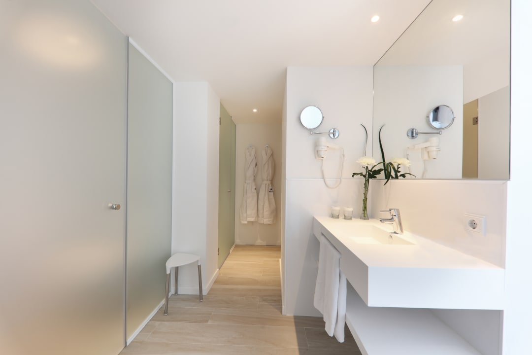 Zimmer Iberostar Waves Bahia de Palma