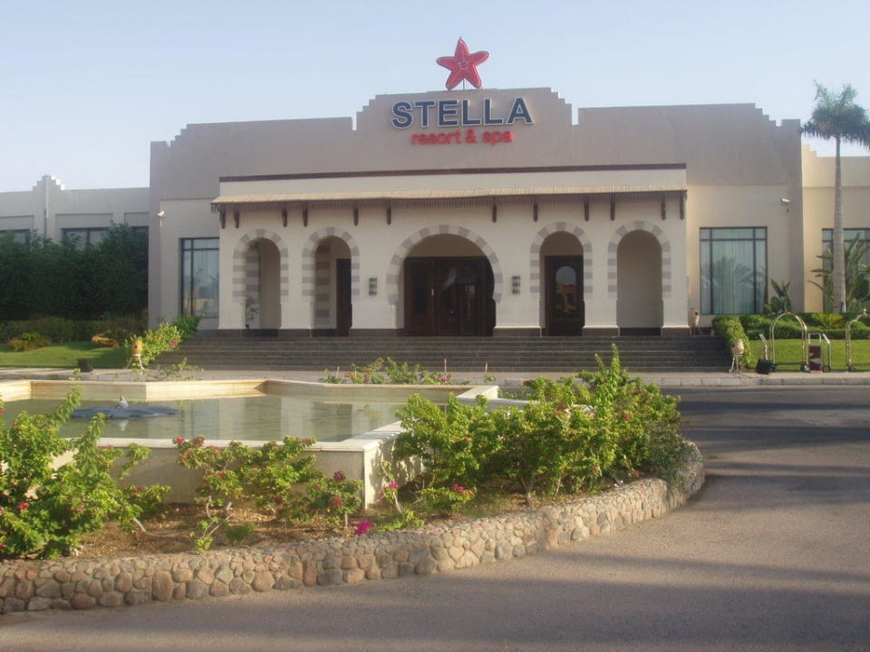 Eingang Stella Beach Resort & Spa Makadi Bay