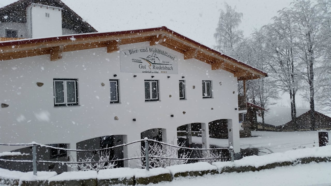 Hotel im Schnee 1. Bier & Wohlfühlhotel Gut Riedelsbach