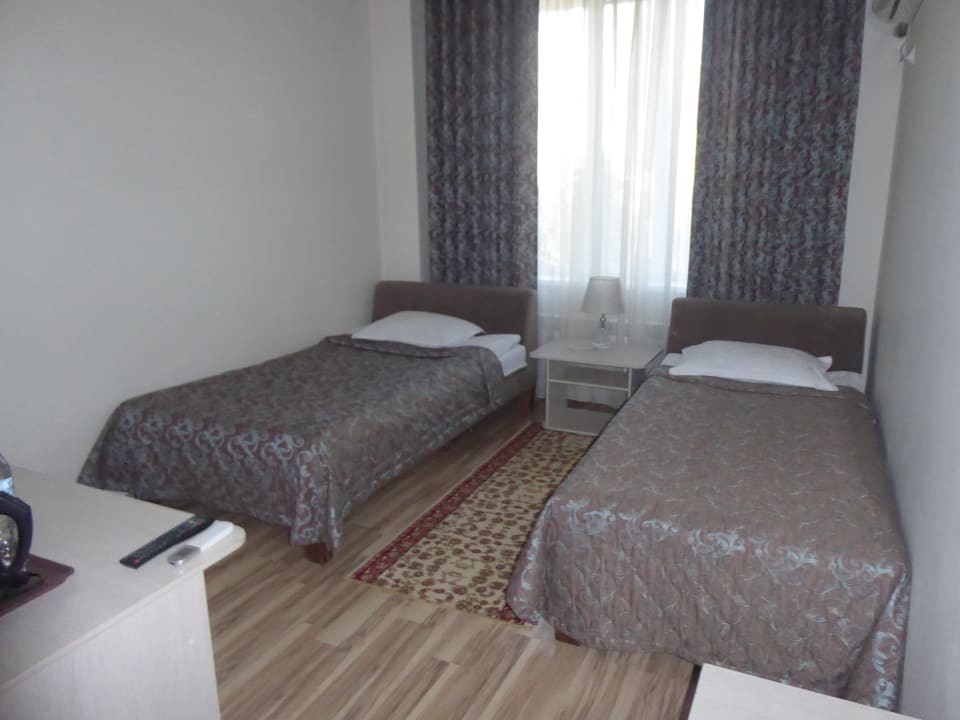 Zimmer Rich Hotel