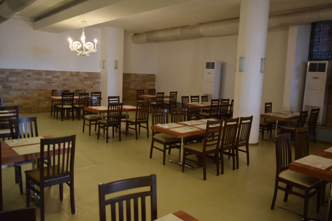 Gastro Armas Gül Beach