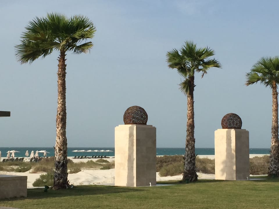 Strand Rixos Premium Saadiyat Island