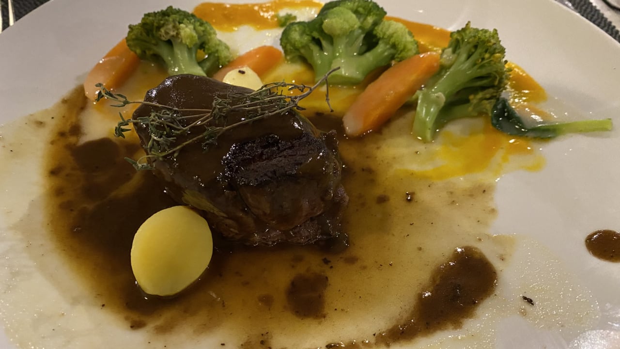 Gastro Serenade All Suites - Adults Only Resort