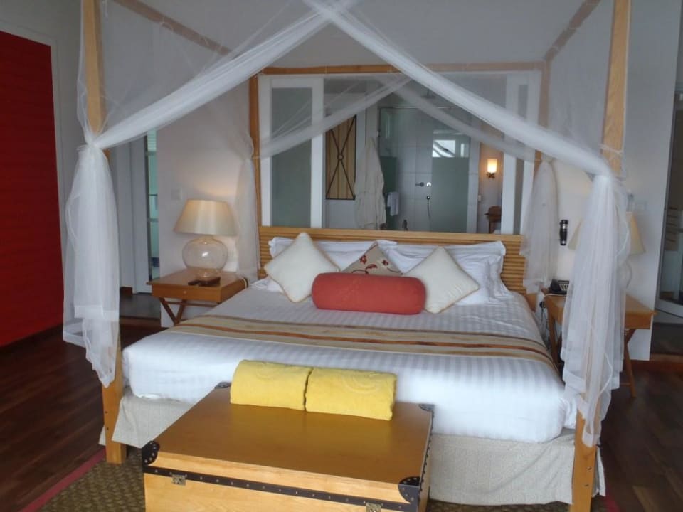 Himmelbett Machchafushi Island Resort & Spa Maldives, The Centara Collection