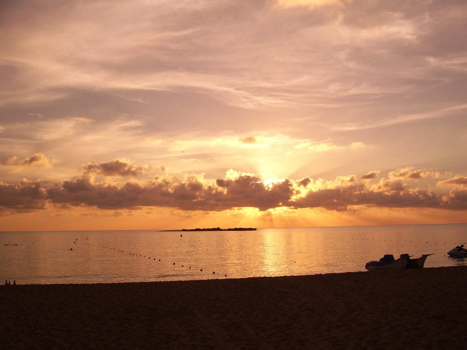 Atemberaubender Sonnenuntergang  Annabella Diamond Hotel & Spa