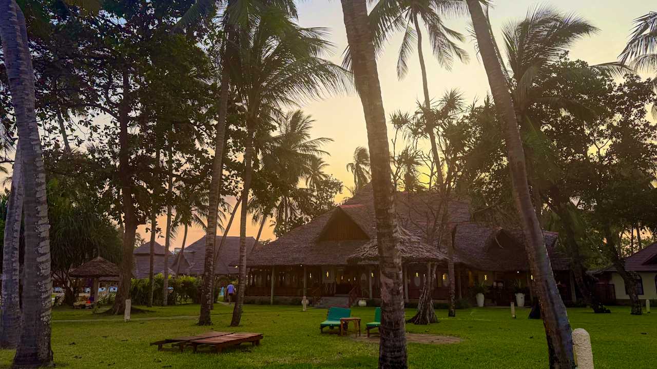 Außenansicht Neptune Village Beach Resort & Spa