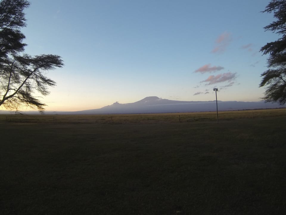 Blick von der Lodge auf den Kilmajaro Ol Tukai Lodge