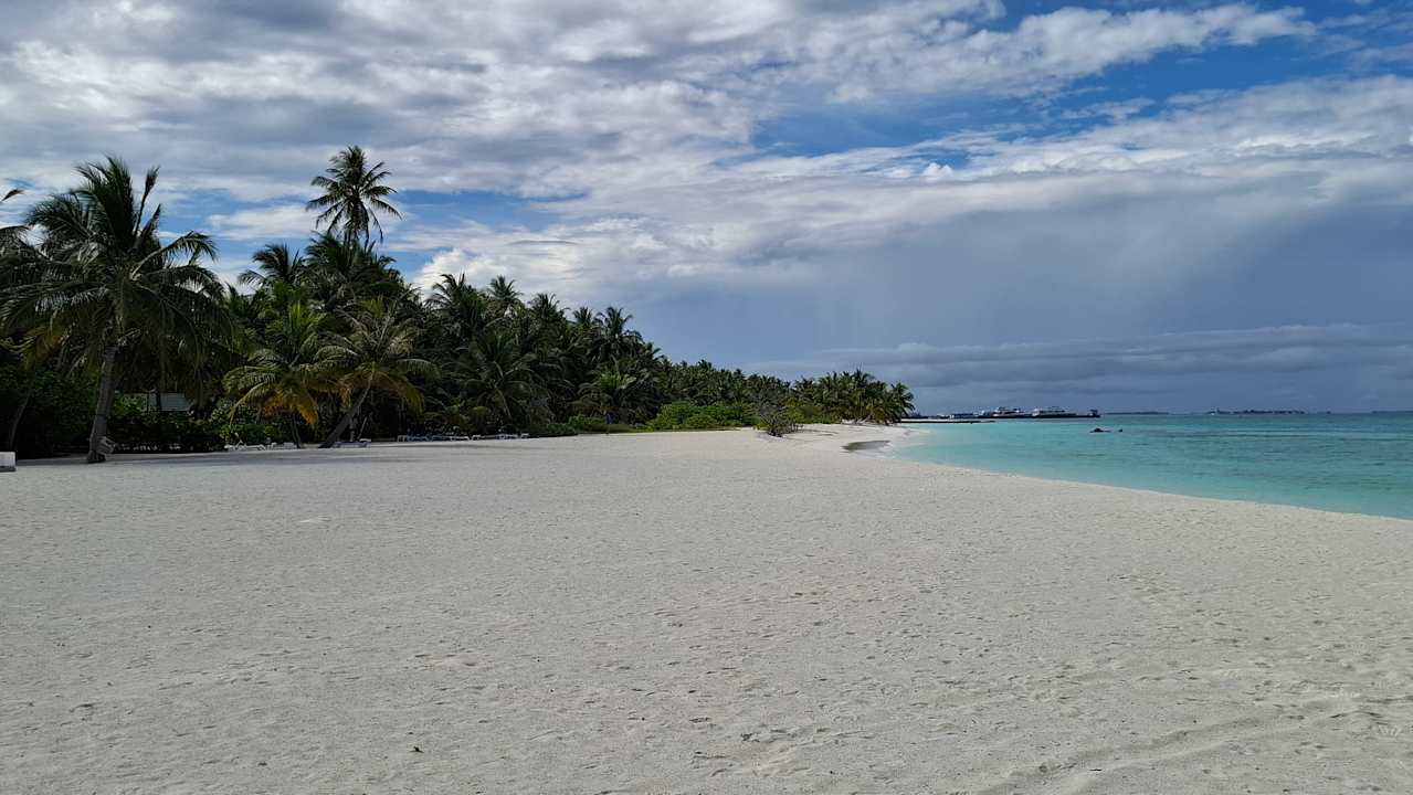 Strand Meeru Maldives Resort Island