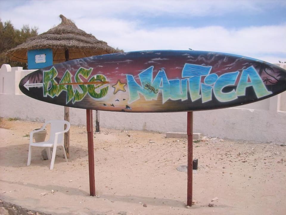 Base Nautica Hotel Dar Salem