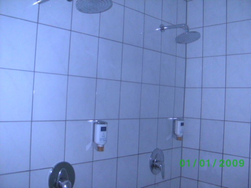 Pool / Wellnessbereich / Fitnessbereich Hotel Apollo