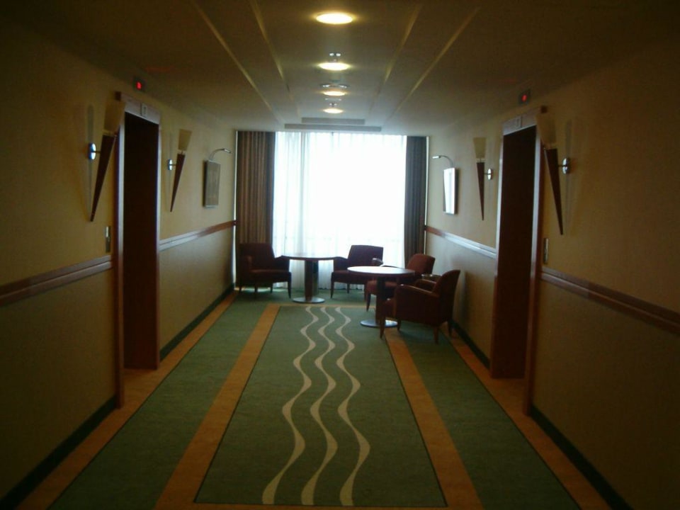 Korytarz Courtyard by Marriott Katowice City Center