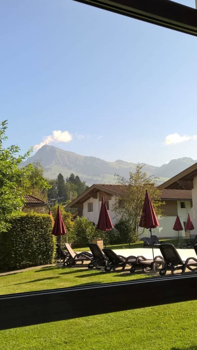Vom Pool Richtung Kitzb.Horn Lisi Family Hotel Reith bei Kitzbühel