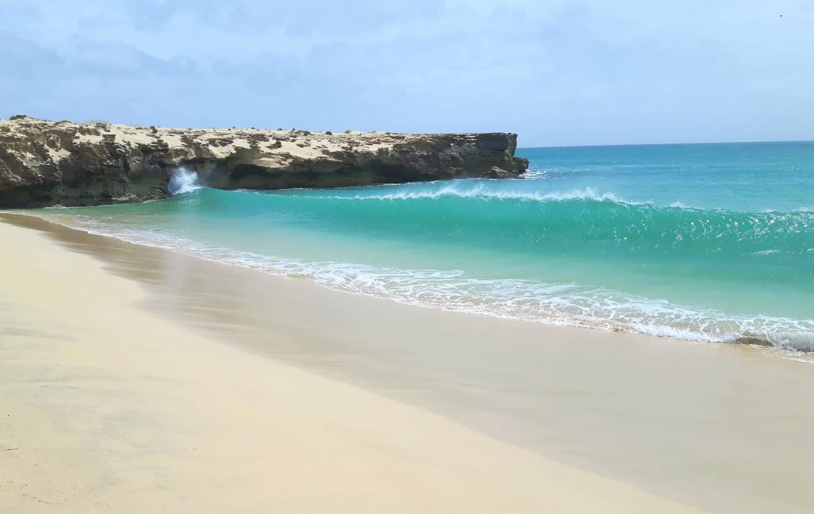 Nach einem kurzen Spaziergang nach links Hotel Riu Touareg