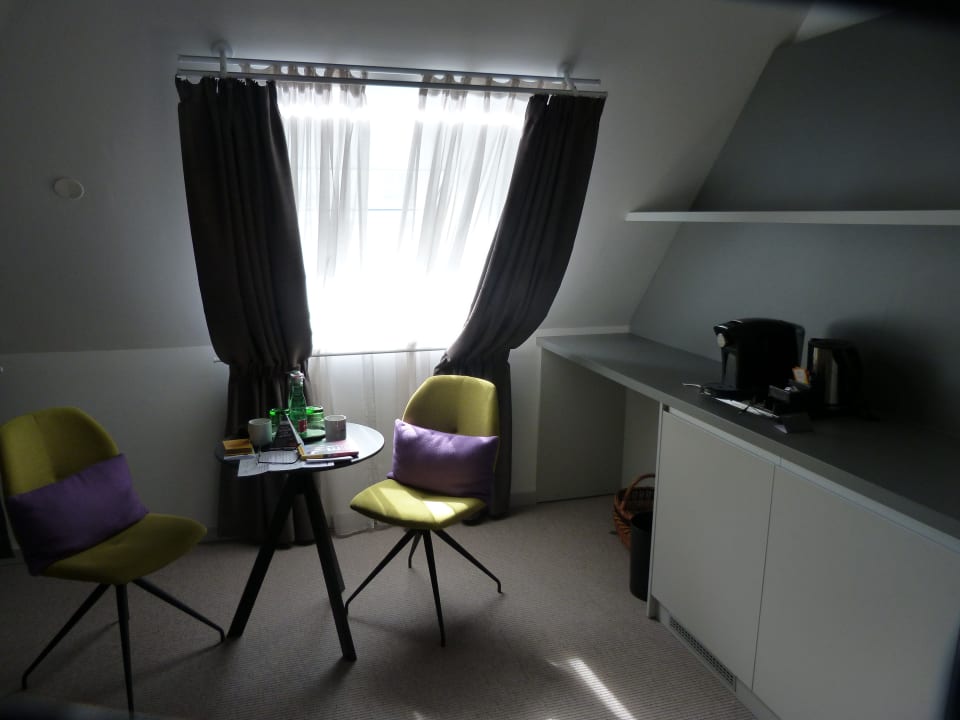 Zimmer H+ Hotel Wien