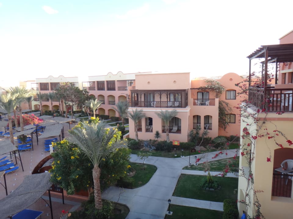 Вид из номера Jaz Makadi Saraya Resort