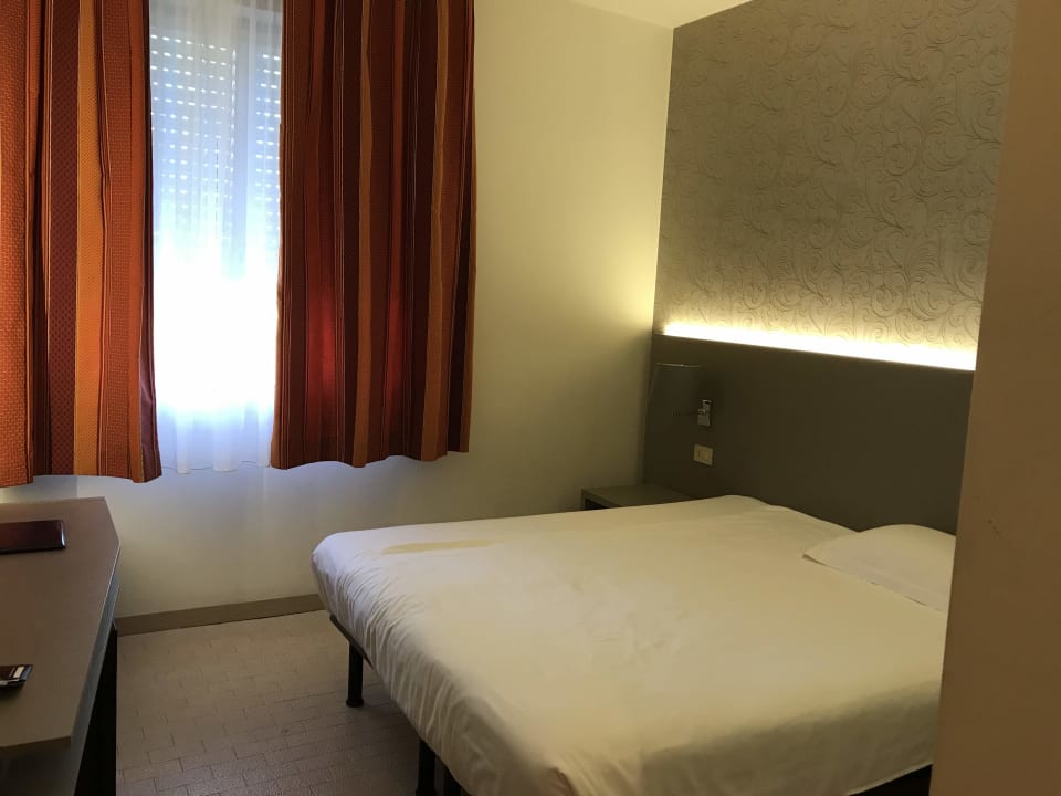 Zimmer Hotel Garni Renania