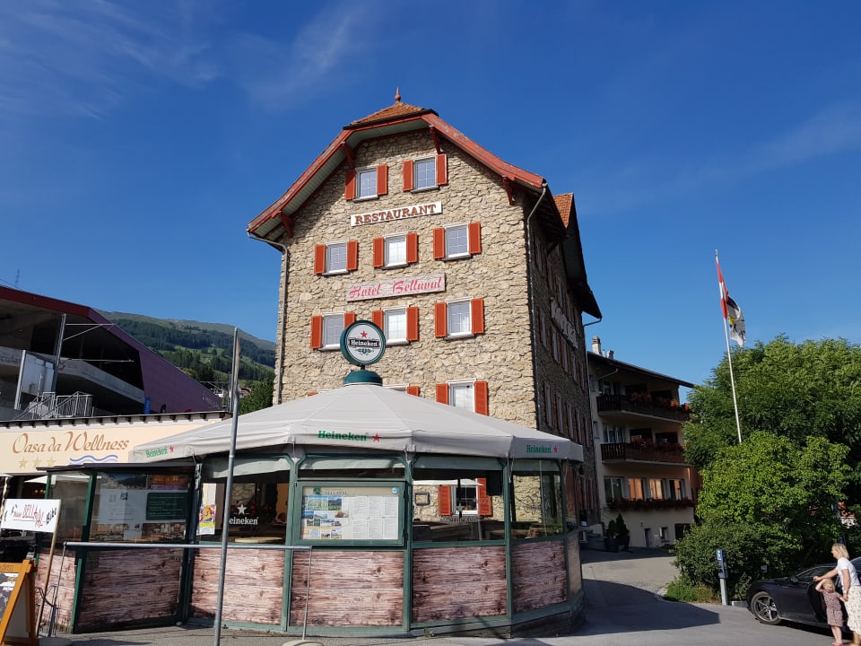 Außenansicht Hotel Bellaval
