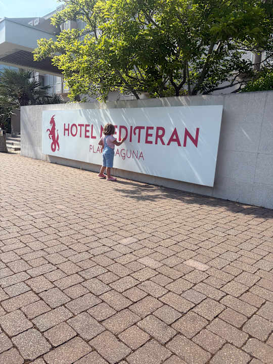 Außenansicht Hotel Mediteran Plava Laguna