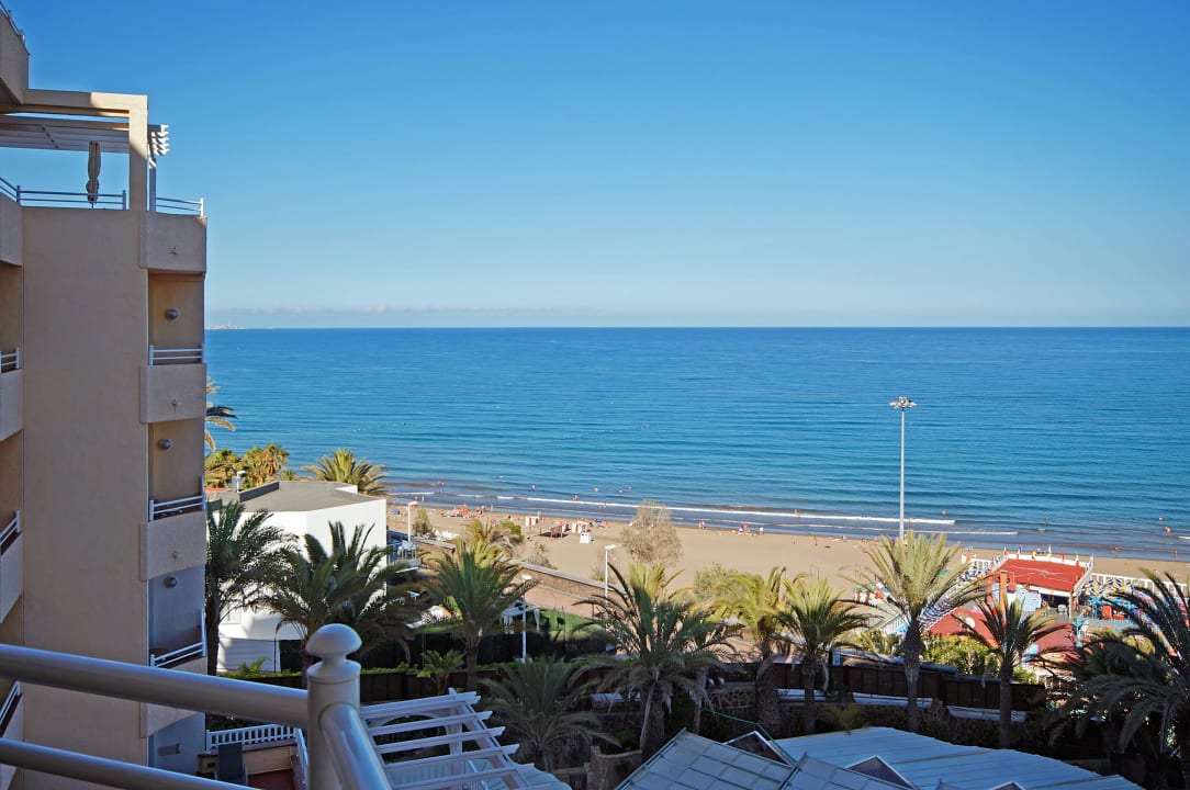 Aussicht vom Balkon Corallium Dunamar by Lopesan Hotels